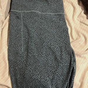 Athletes blue cheetah leggings